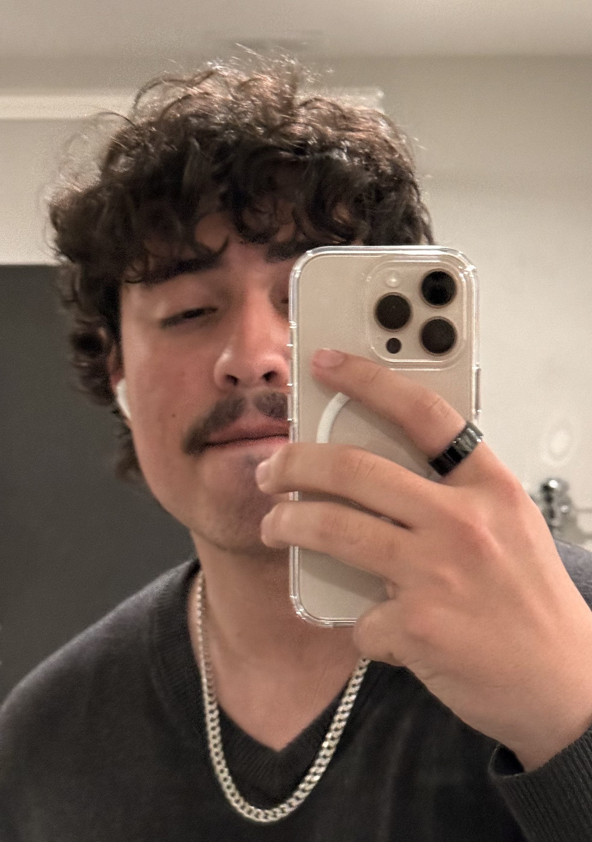 Image of Derek Gelvez